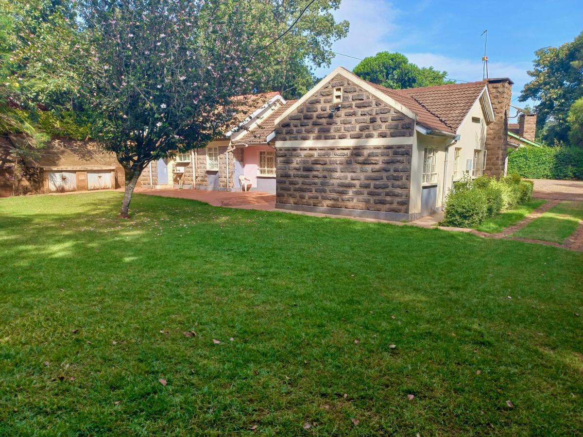 Kuniville Guest House Nyeri Eksteriør bilde