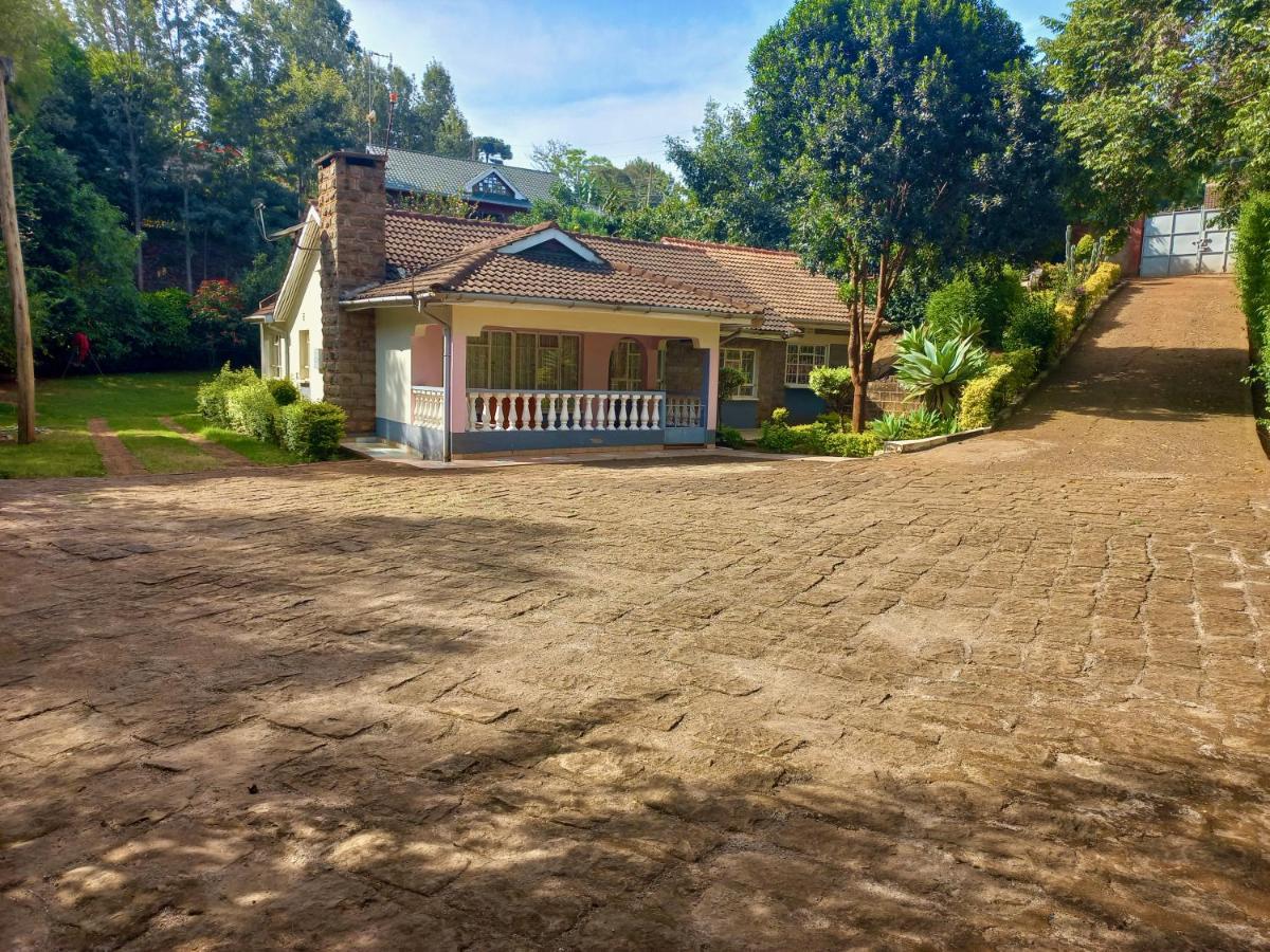 Kuniville Guest House Nyeri Eksteriør bilde