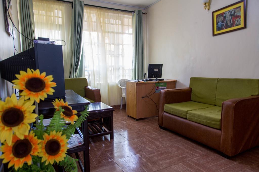 Kuniville Guest House Nyeri Eksteriør bilde