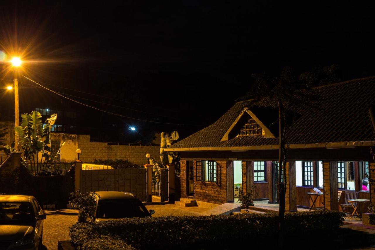 Kuniville Guest House Nyeri Eksteriør bilde